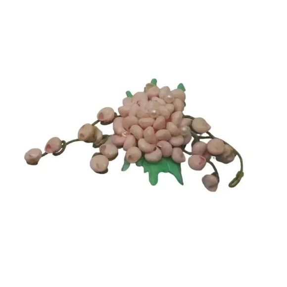 Delicate Pink Shell Artisan Made Bunch Green Leaf Brooch Pin Vintage - Picture 1 of 5
